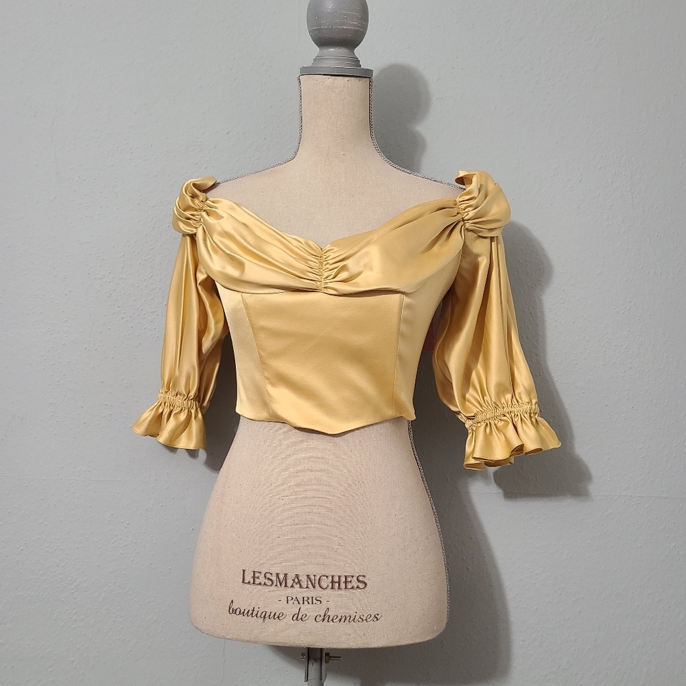Stolen Studios Princess Blouse Vintage Inspired‎ Gold NWT Size Small